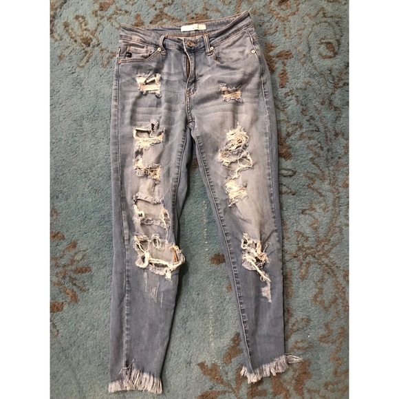 SUPER STRETCH FASHION NOVA RIPPED JEANS - Picture 2 of 3